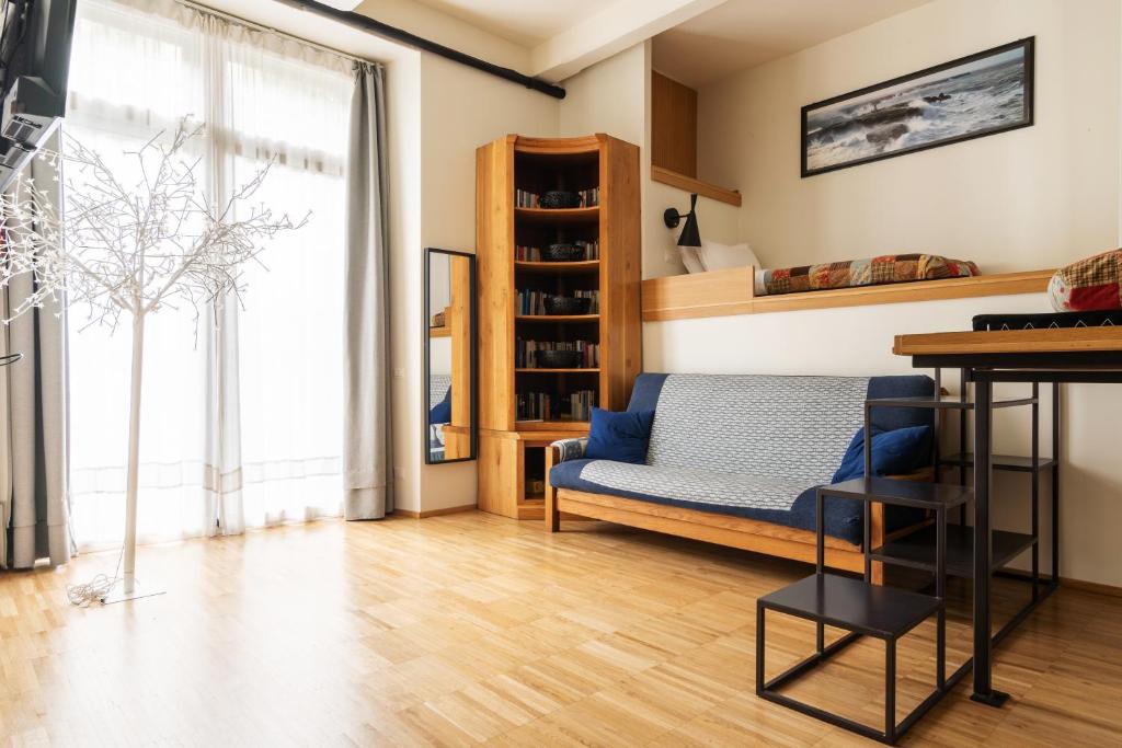 LA CASA COLORATA - Flats in Milan - Bocconi photo 1
