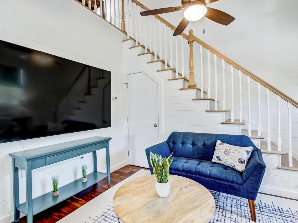 Beachside Villa Unit 4 image