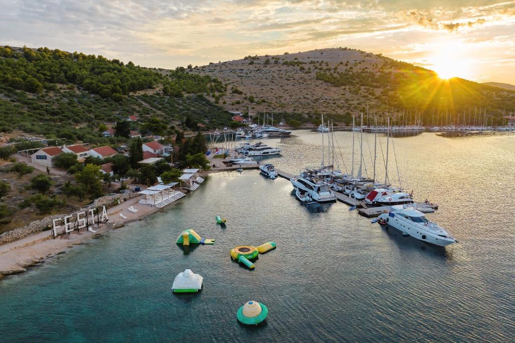 Glamping resort Fešta Kornati photo 2
