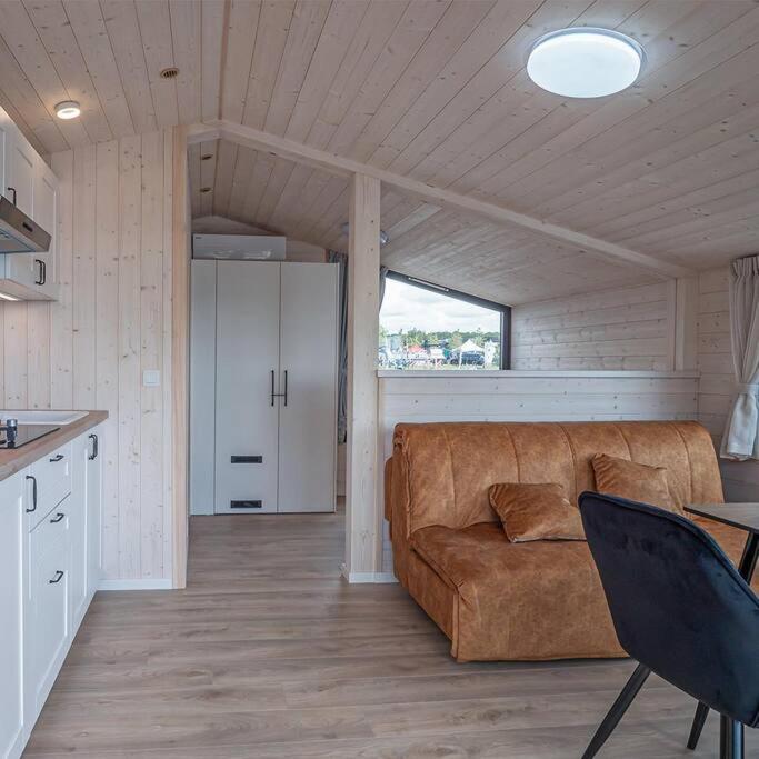 Twin Boats - M Cabin photo 3