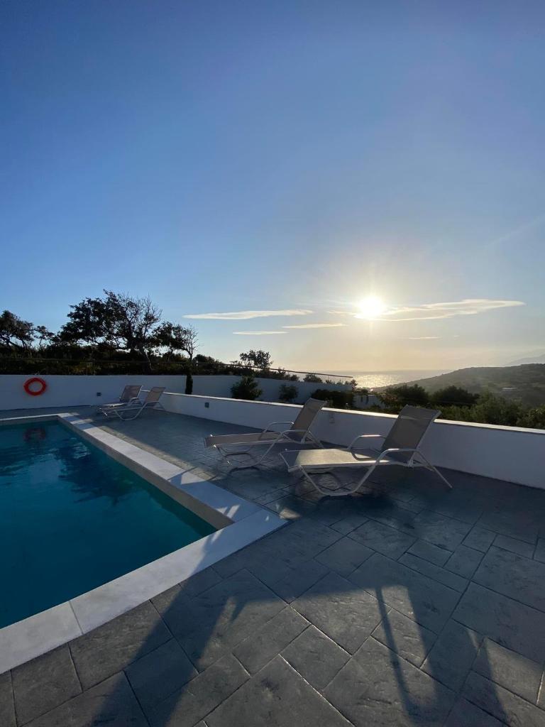 Villa George Sea View with pool - Triopetra photo 1