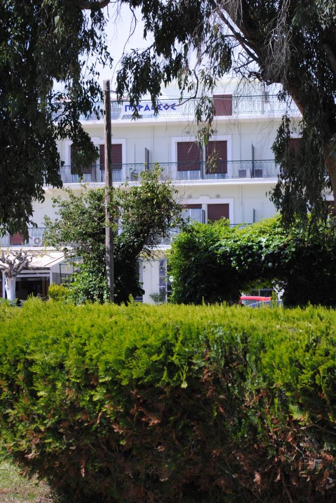 Pyrassos photo 2