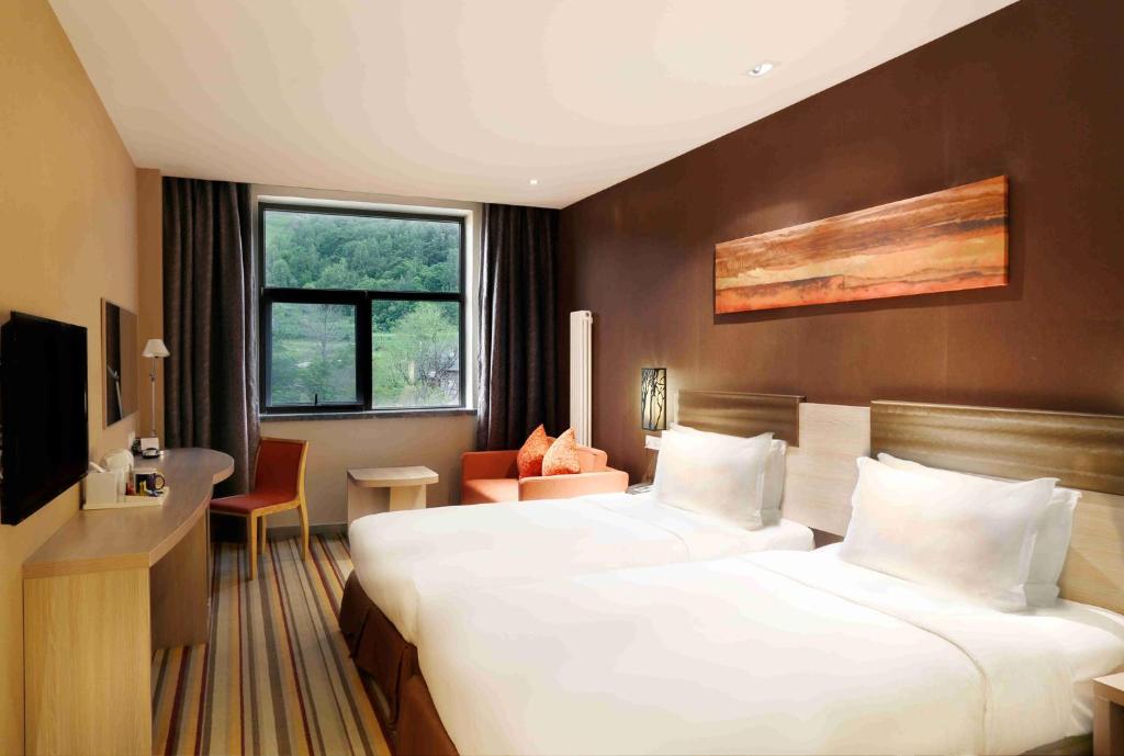 Holiday Inn Express Changbaishan, an IHG Hotel photo 2