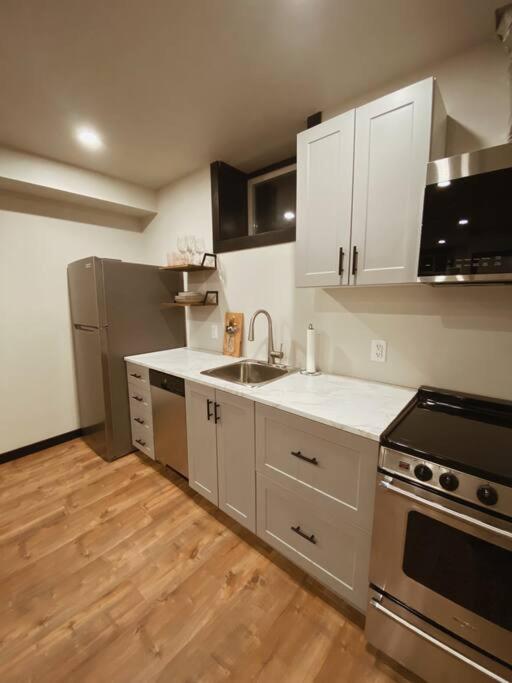 1-bedroom apartment in Uptown Waterloo photo 3