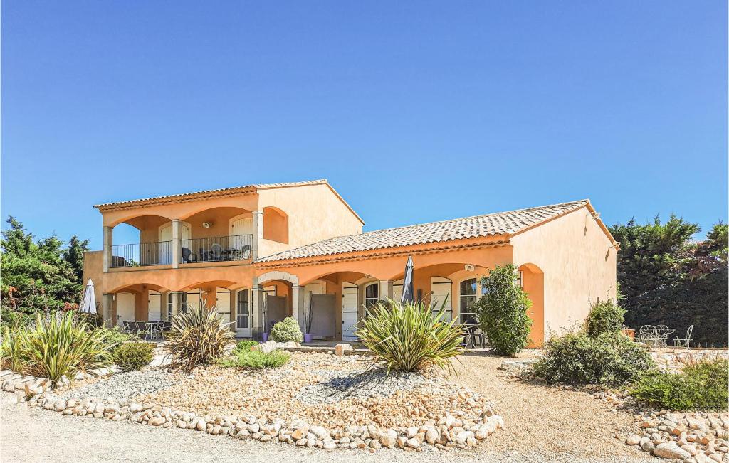 Awesome Home In Sablet With Outdoor Swimming Pool, Wifi And Private Swimming Pool