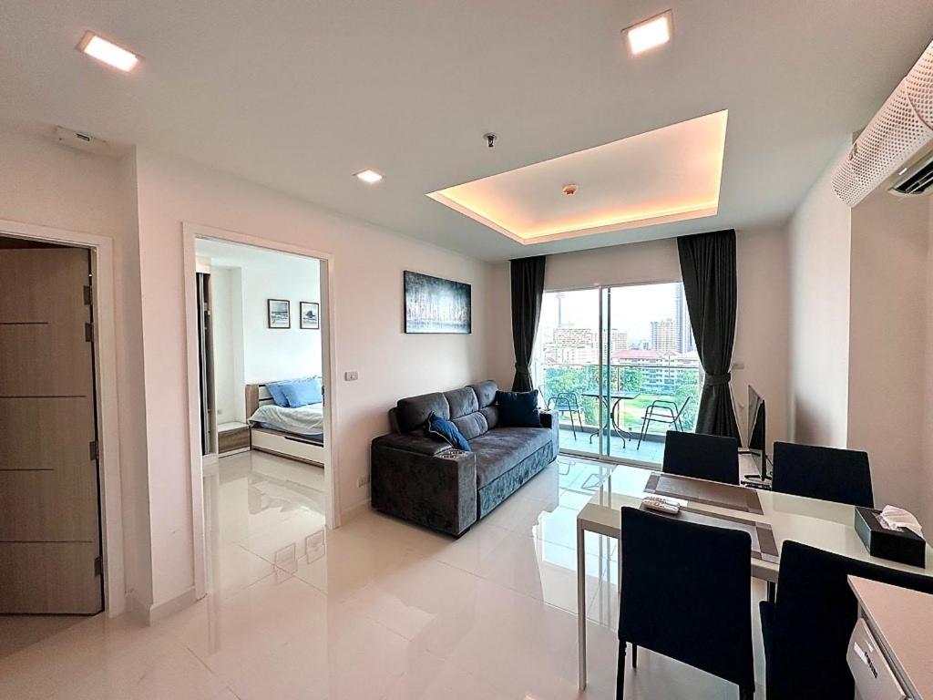 One Tower 1 Bed 114 by ThaiminatorPattaya