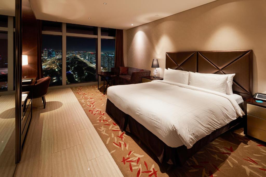 Oakwood Premier Incheon photo 4