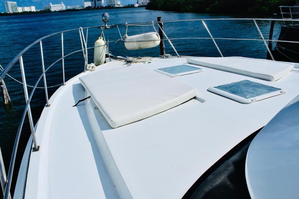 Billionaire Yach Resort - Marina I photo 2