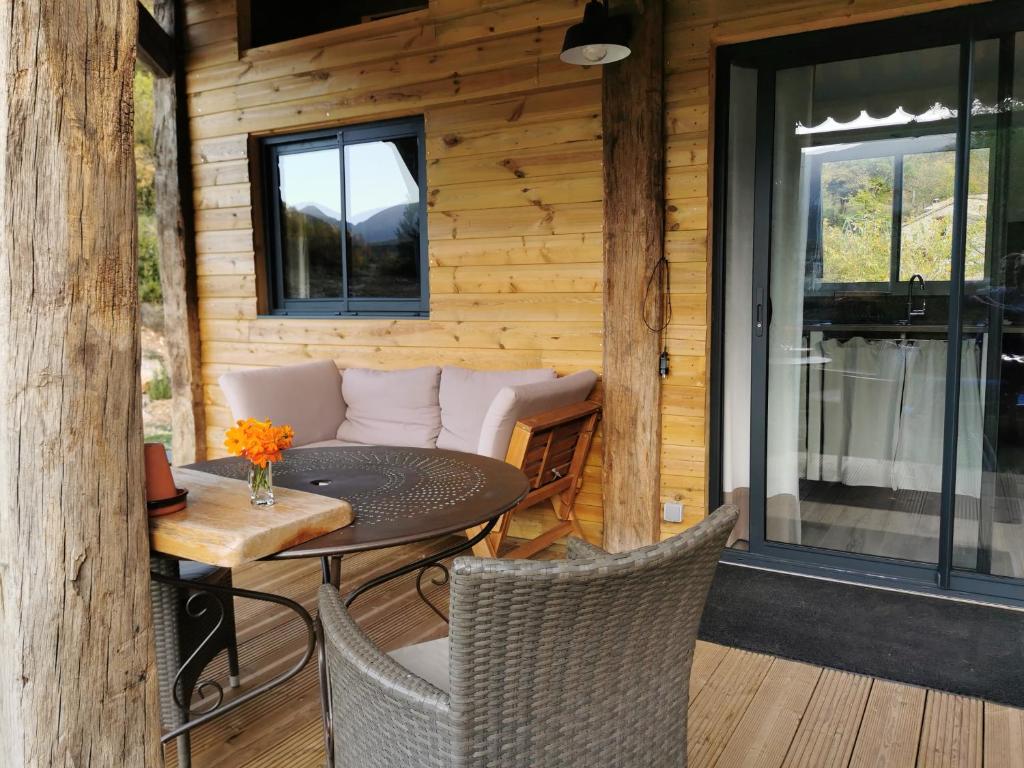 La Peyregoune, logement en pleine nature et table d'hôtes photo 4