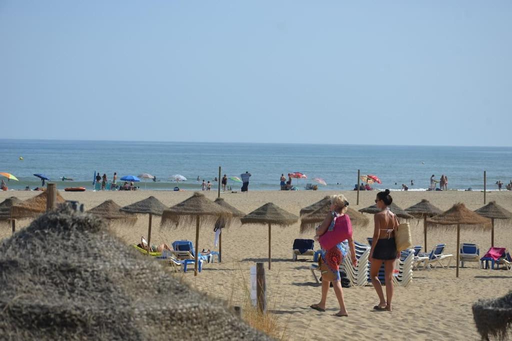 Luxury Apartment in Marina de Isla Canela- Beach Front photo 3
