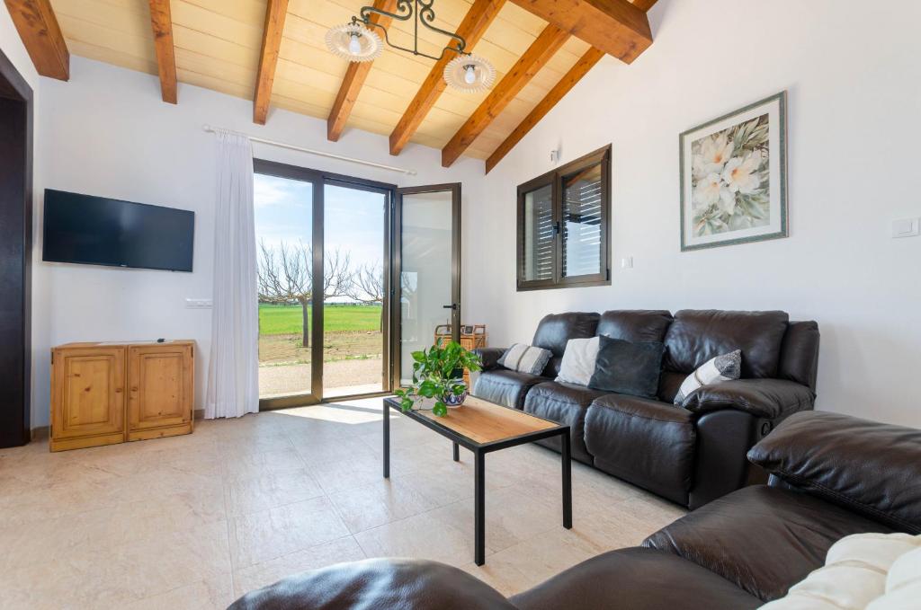 YourHouse Cas Padri, lovely country house perfect for 2 guests