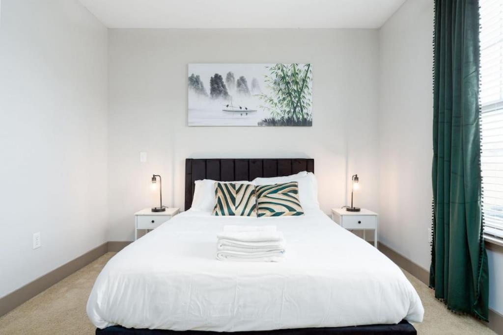 Charming 1-BD Retreat Tranquil Zionsville image