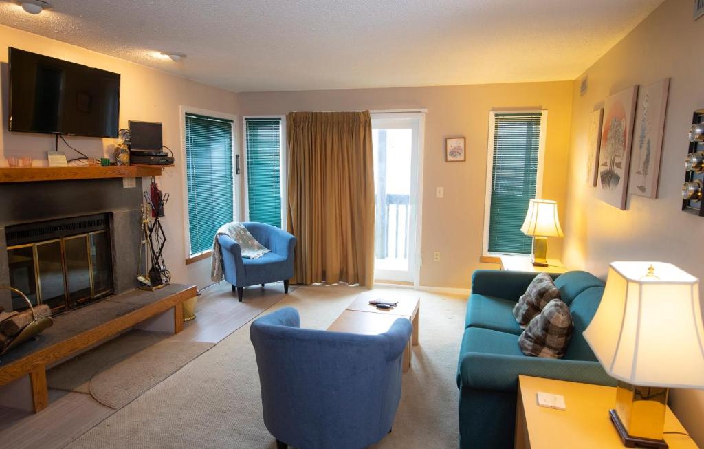Mountain Lodge at Okemo image