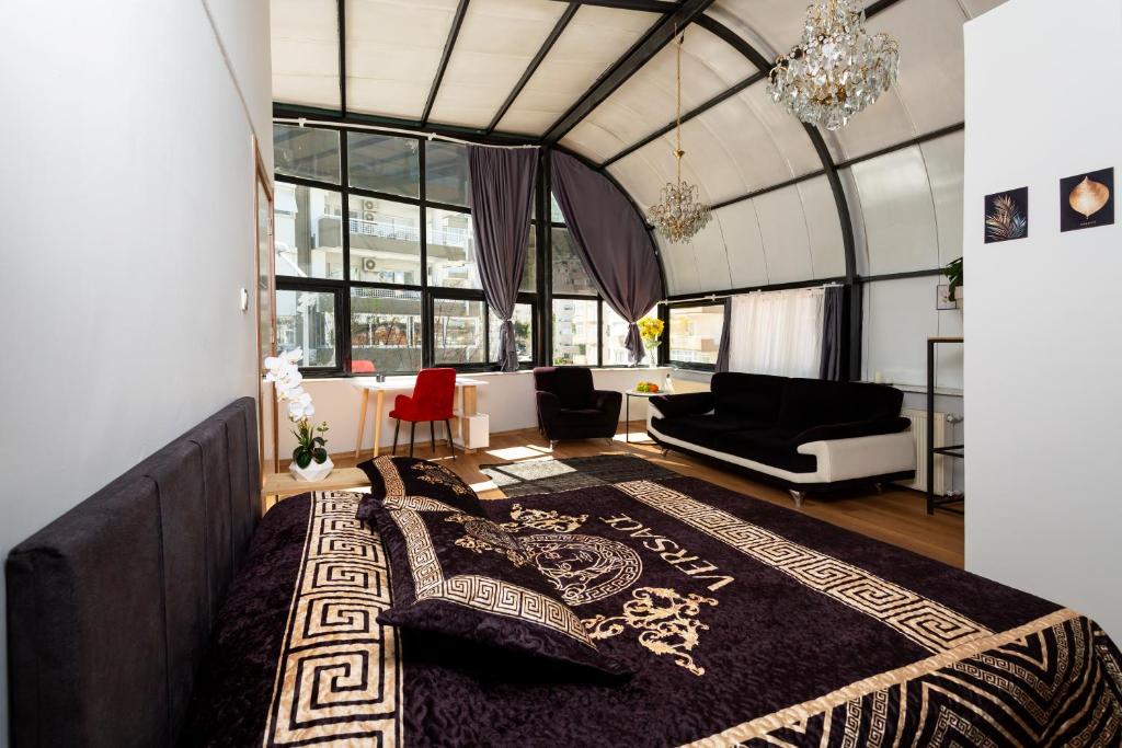 8 Rooms House photo 2