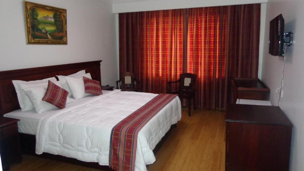Eagle Palace Hotel photo 2