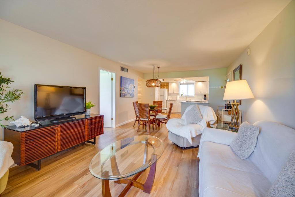 Hutchinson Island Vacation Rental with Beach Access! photo 3