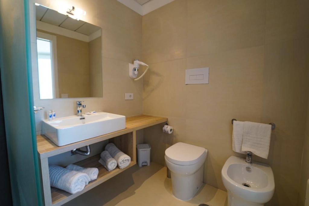 Eleamare Resort photo 3