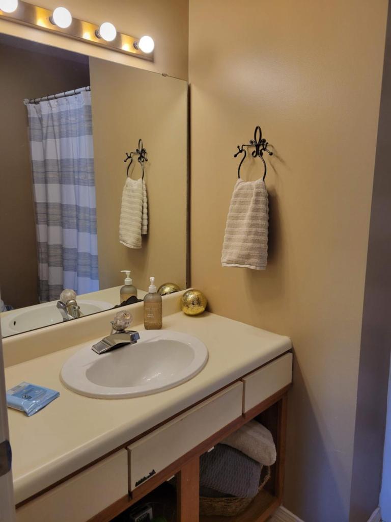 Preston Hollow photo 3