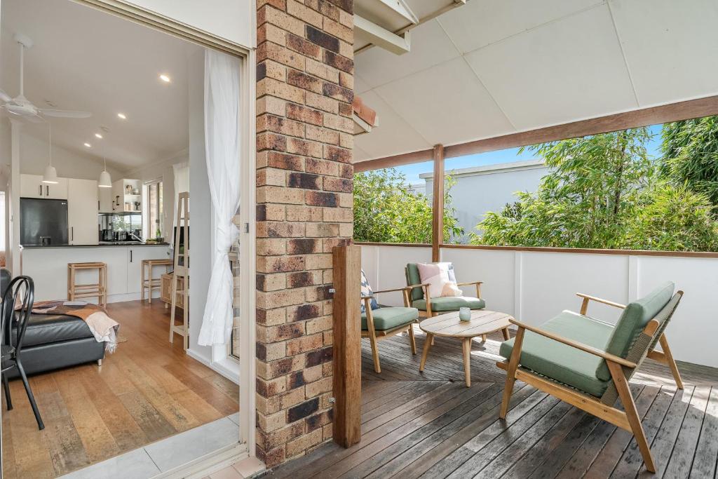 Lennox Beach Oasis 3 Bedrooms in town