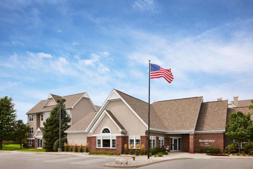 Residence Inn by Marriott Indianapolis Northwest image