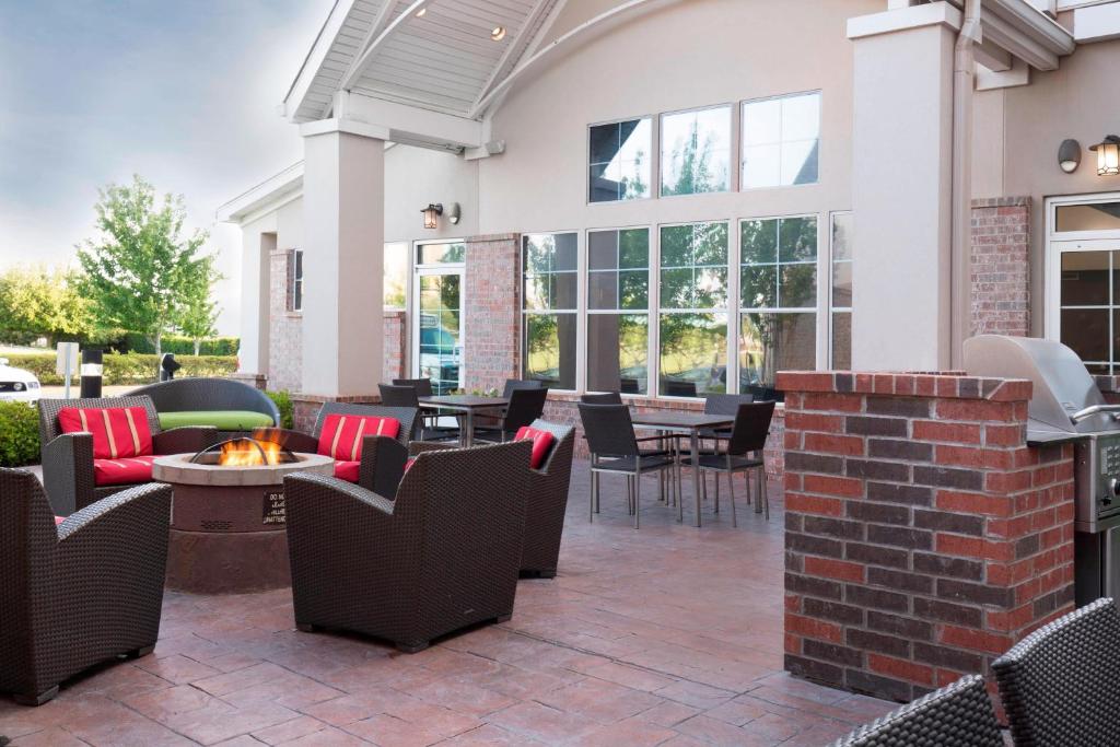 Residence Inn by Marriott Dallas Arlington South image