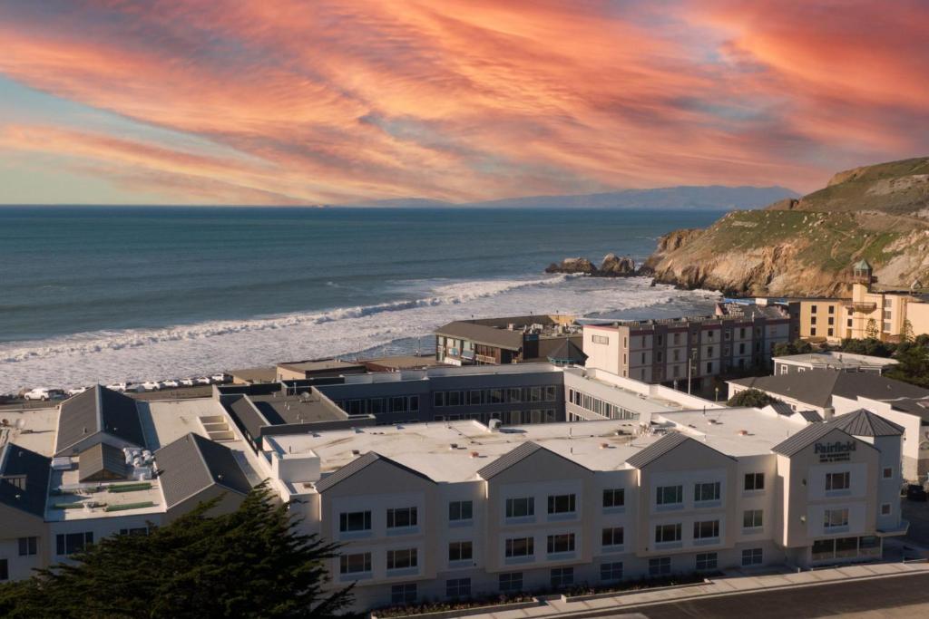 Fairfield Inn & Suites by Marriott San Francisco Pacifica image