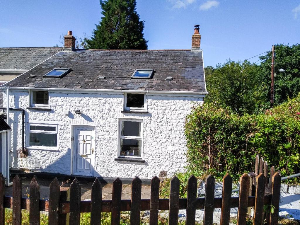 Holly Cottage photo 2