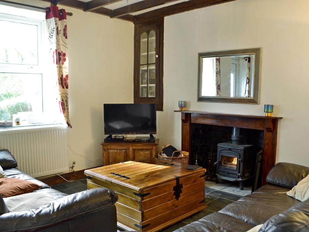 Holly Cottage