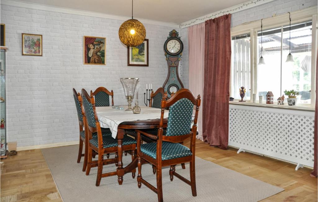 Beautiful Home In Koppom With Wifi And 3 Bedrooms photo 2