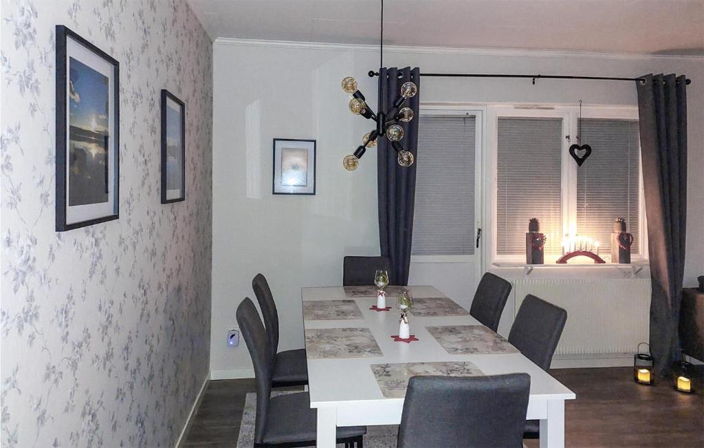 Amazing Home In Sunnemo With Wifi And 2 Bedrooms photo 1