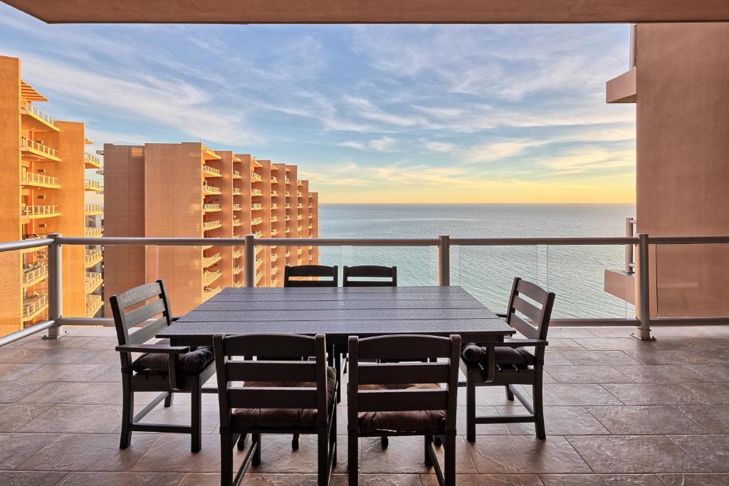 Luxury Oceanview Condo - Las Palomas - Pool, Golf, Sandy Beach ! photo 2