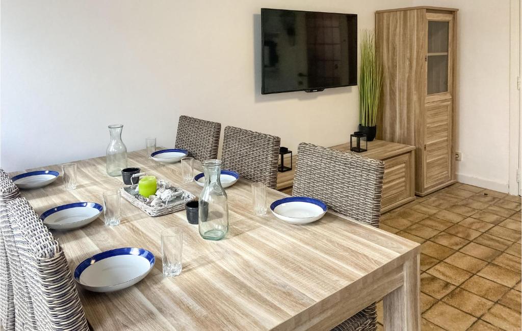 Beautiful Apartment In Westende With 1 Bedrooms And Wifi photo 2