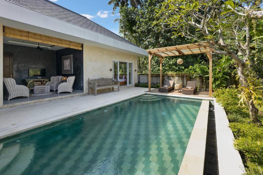 New 4 BR Villa surrounded by Jungle and Ricefields, Bali