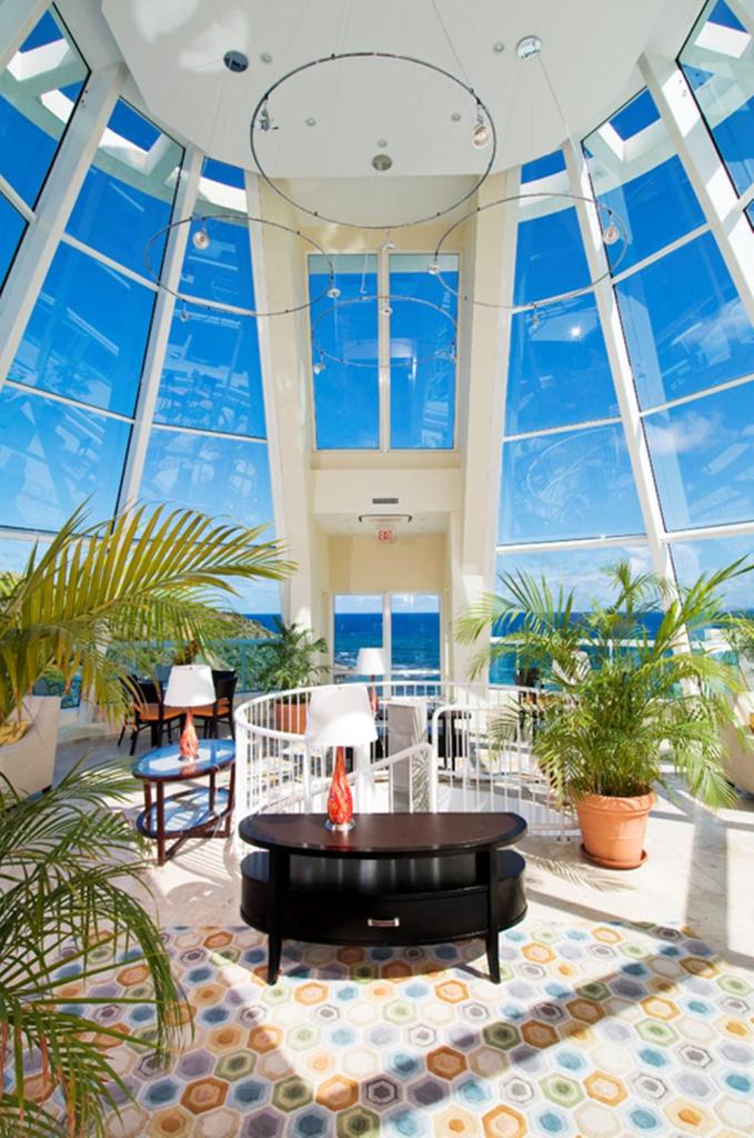 Oyster Bay Beach Resort photo 4