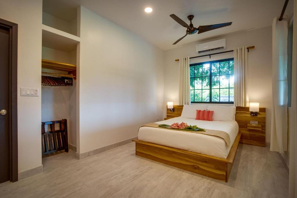 The Sea Glass Inn photo 4