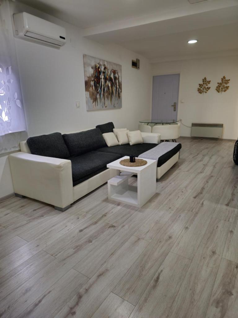 Apartment Aria photo 1