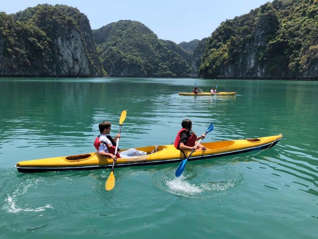 Catba Central Hotel 2