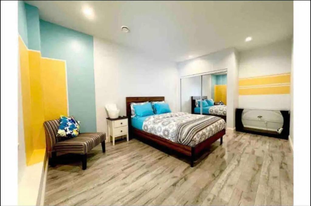 Big family getaway! can accommodate up to 14 guest photo 2