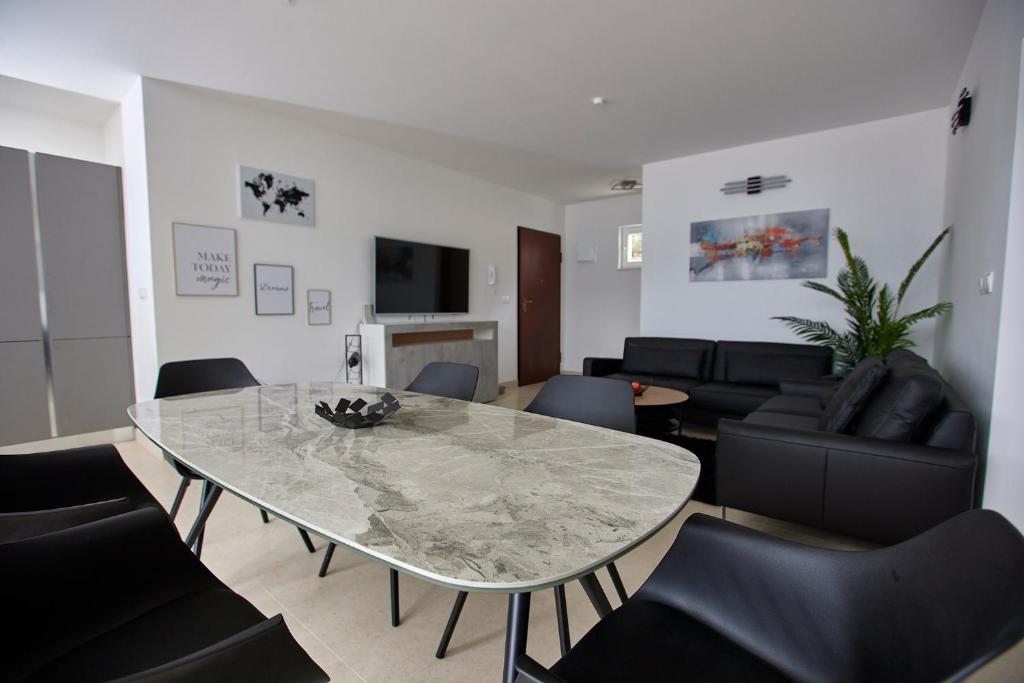 L&L Luxury apartment photo 4