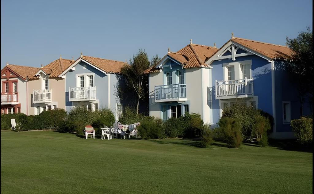 Maison de vacances 4/6p au Golf de Port Bourgenay photo 1