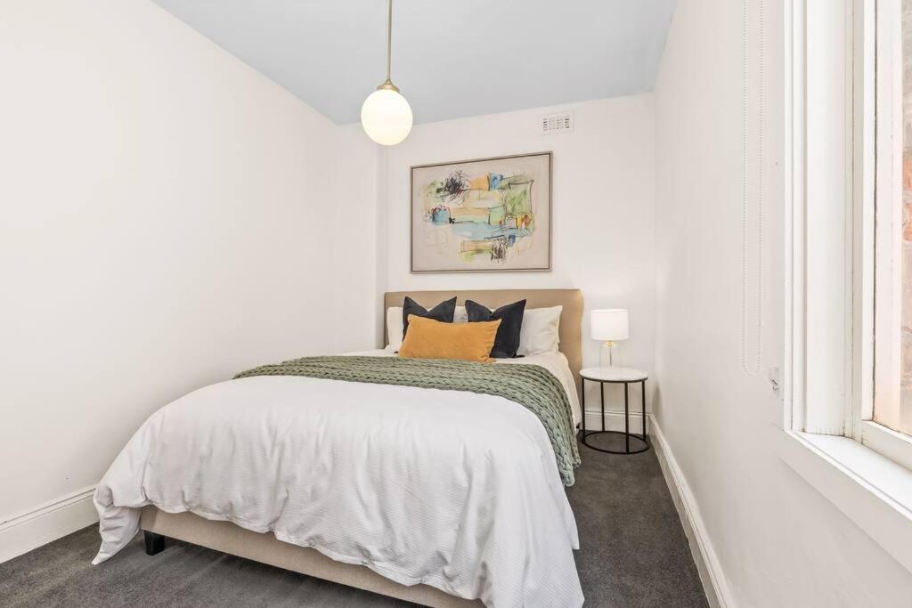 Stylish Carlton- CBD-Fringe 3BR Terrace photo 2