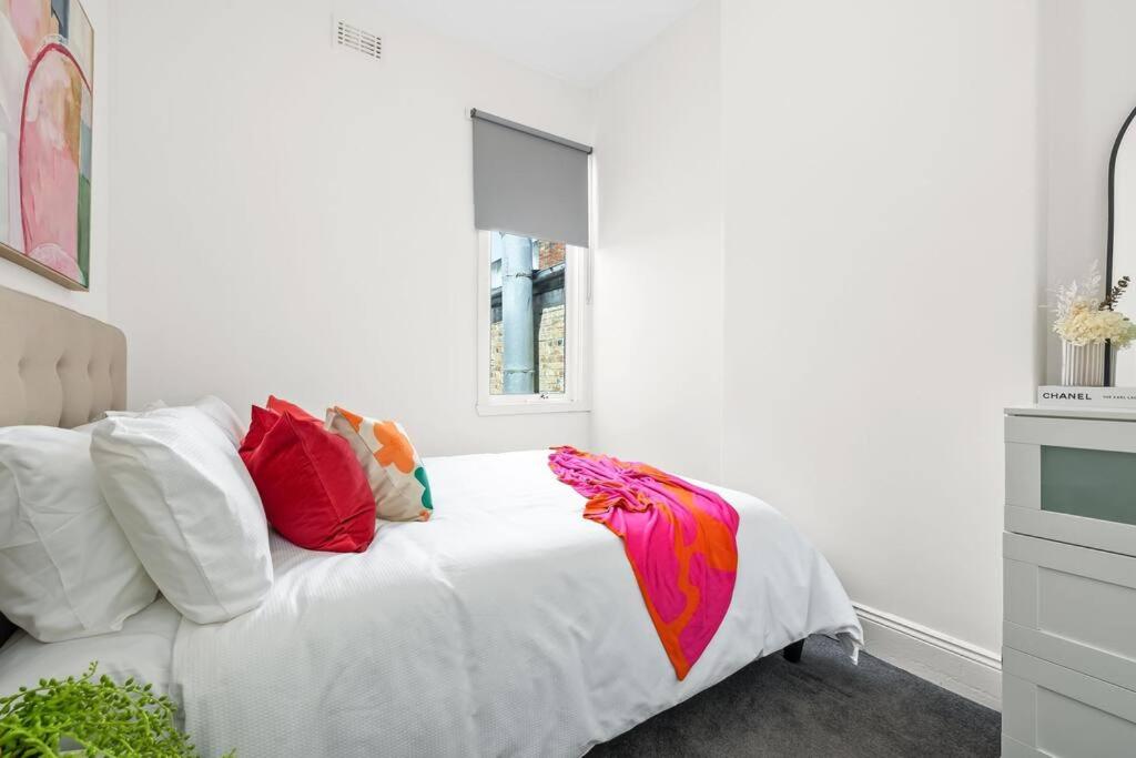 Stylish Carlton- CBD-Fringe 3BR Terrace photo 3