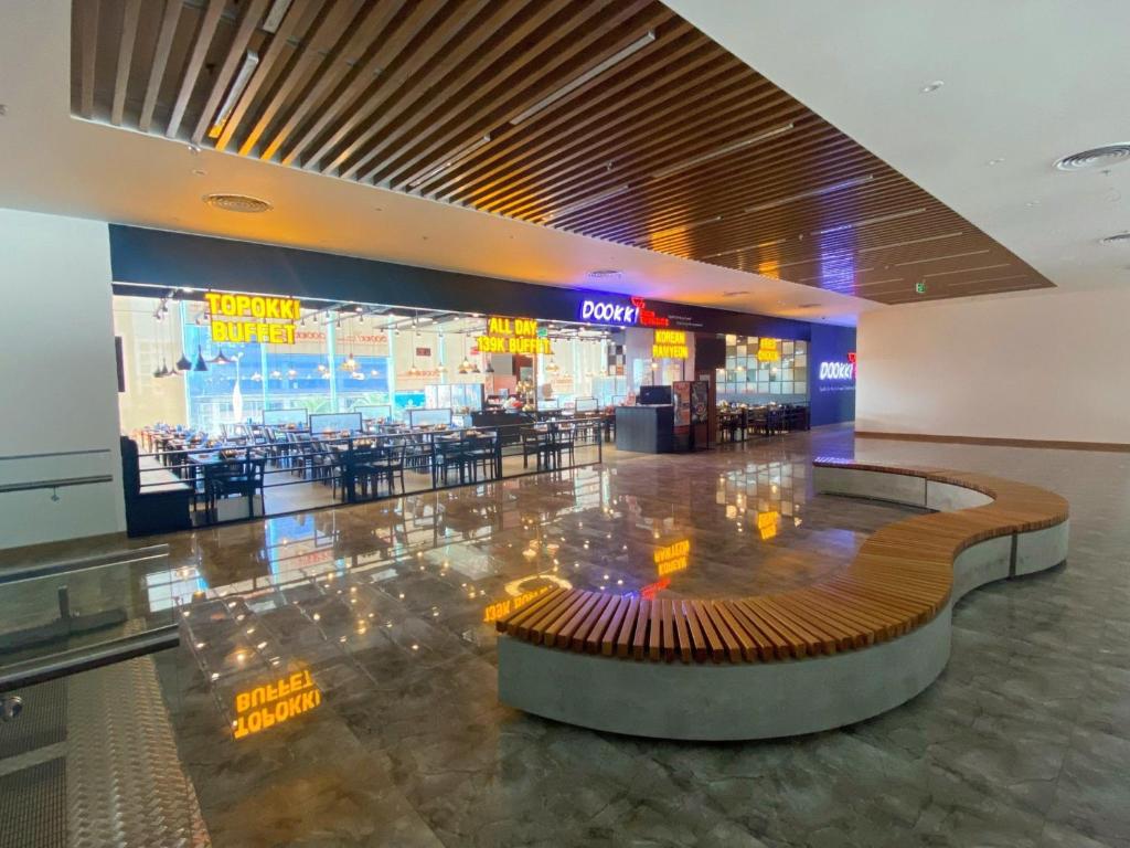 FLC Sea Tower Quy Nhon - Tran Beach