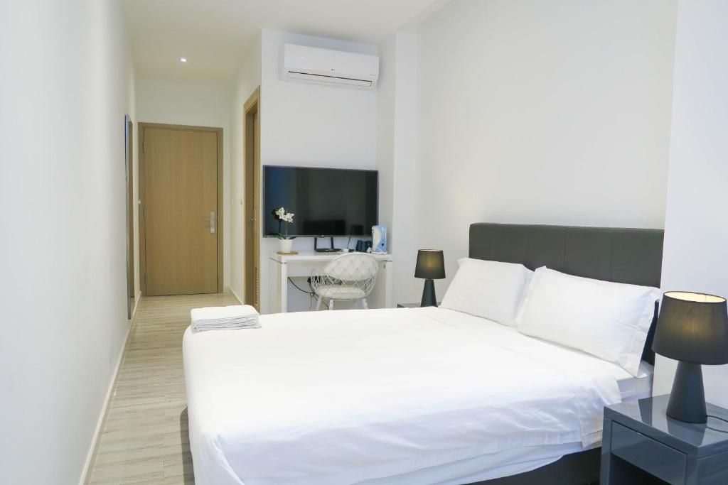 Comfy Studio 5 by ReCharge photo 3