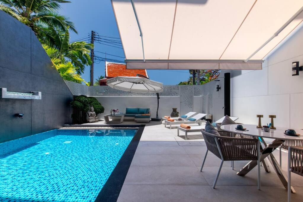 Villa Sabine: private pool 3br seaview jacuzzi photo 2