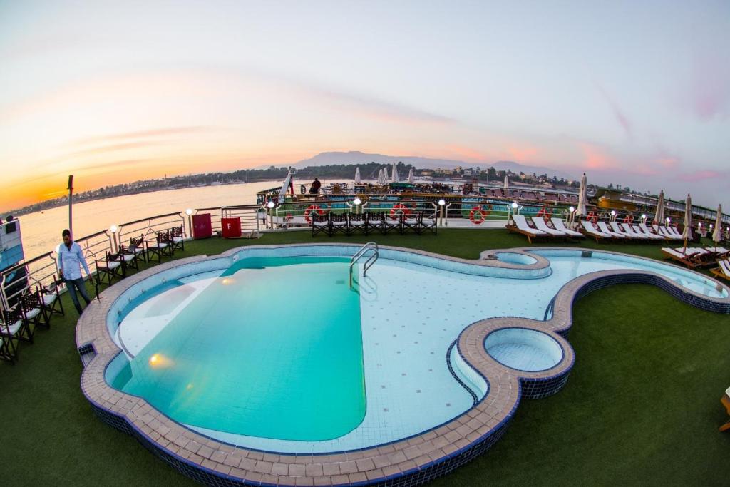 ToBadaa - Nile cruise all inclusive from Aswan or Luxor 4 Days