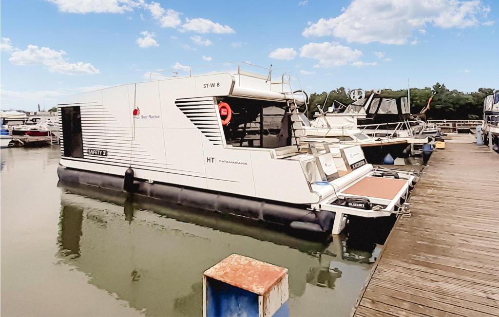 Stunning Ship-boat In Neuruppin With Sauna And 2 Bedrooms
