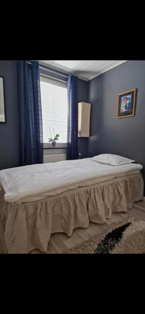 Comfy Cozy Room in beautiful home