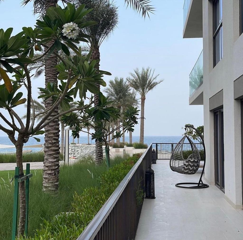 {
  "en-gb": "Address beach resort fujairah"
} photo 1