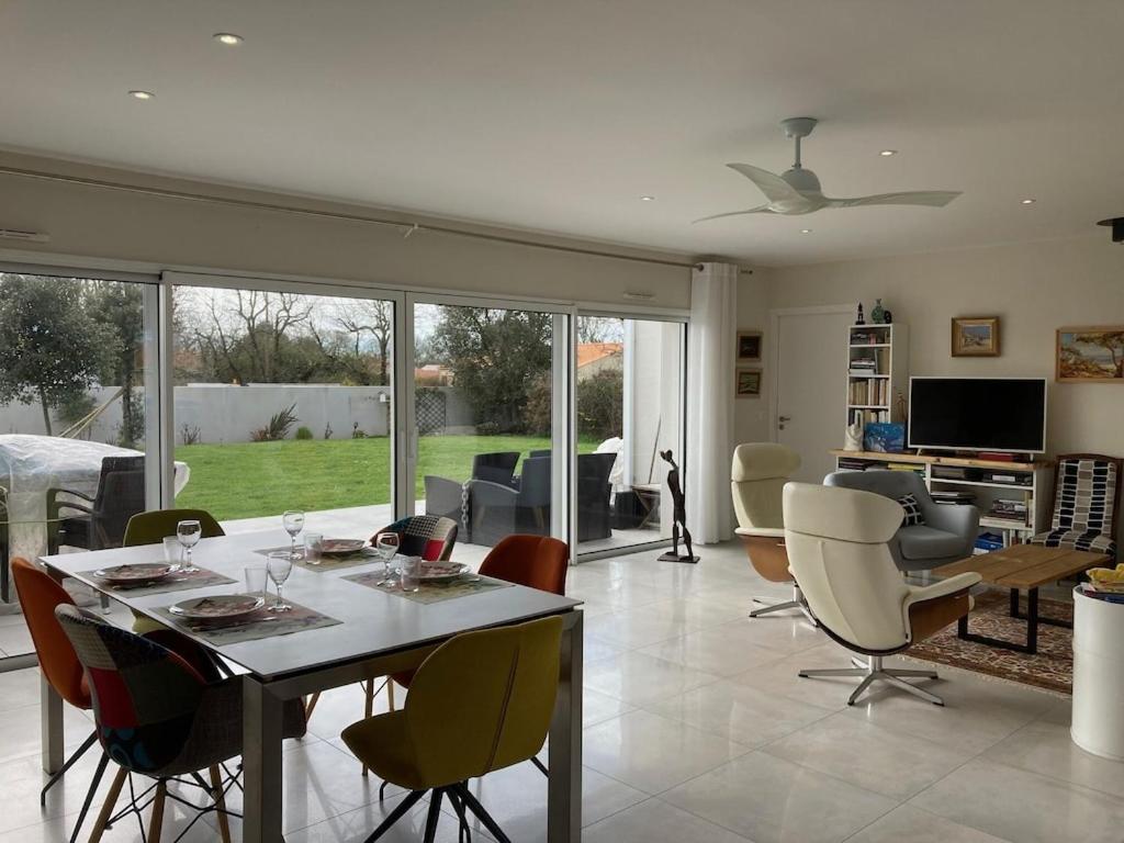 Villa Les Ouches photo 2